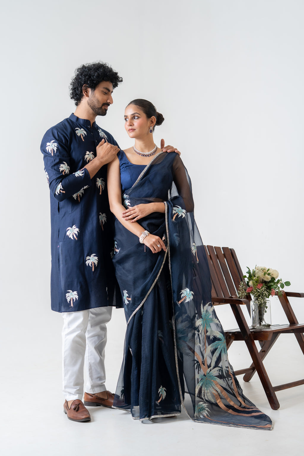 Handpainted and Handembroiderd Navy Blue Palm Tree Saree and Kurta Twin Outfit
